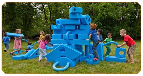 Imagination Playground: Building Your Own Worlds With Creative Blocks!